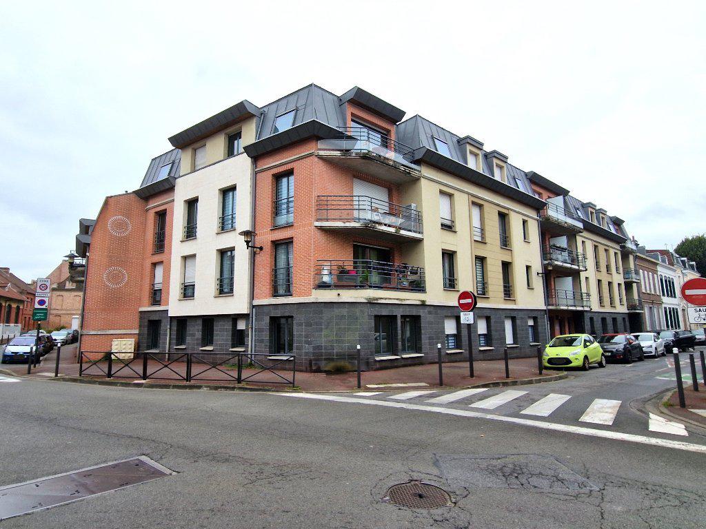 DOUAI