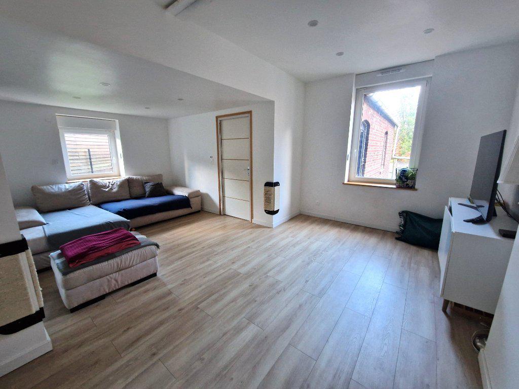 Semi plain pied Nomain