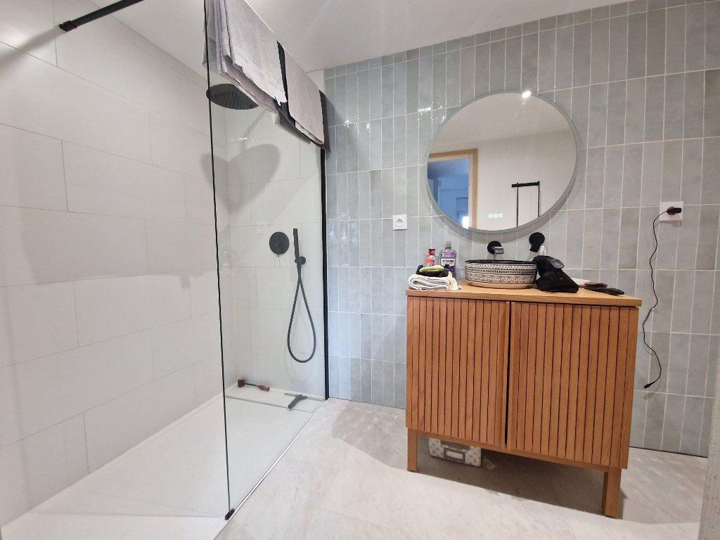 Semi plain pied Nomain